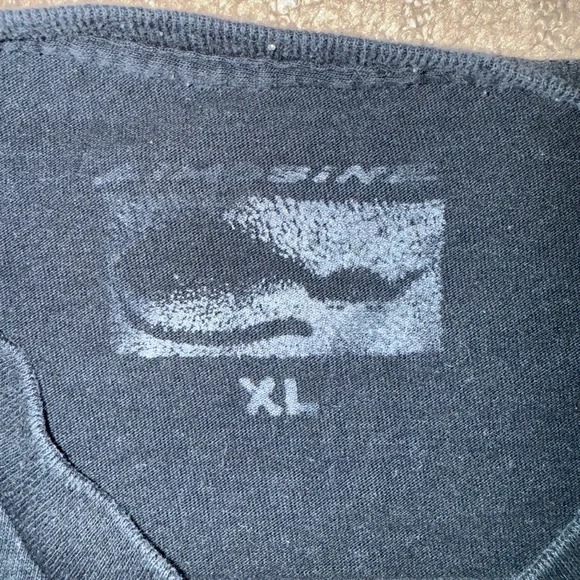 Limosine Skateboarding Lord of Rats Black Graphic T-Shirt with Red Design - Picture 3 of 3